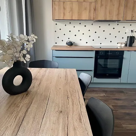 Apartment Sunny&Minimalist Apartment Near To City Center *