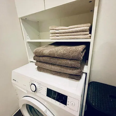 Sunny & Minimalist Near The Center Apartamento Košice