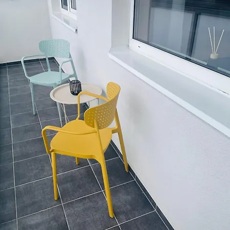 Sunny & Minimalist Near The Center Košice